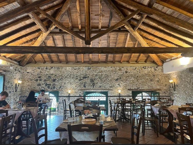Antico Borgo Etneo Country Hotel Calatabiano Luaran gambar