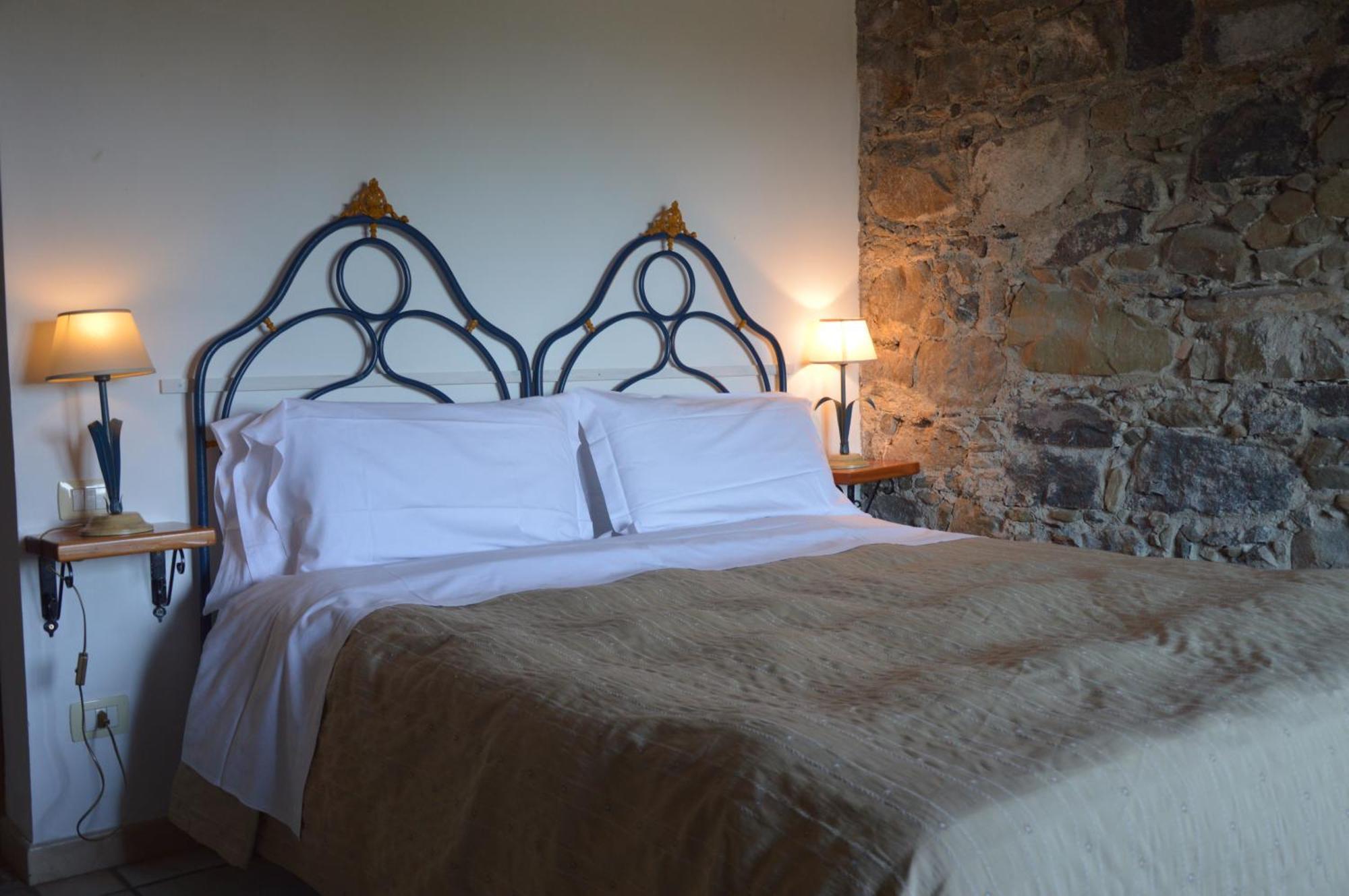 Antico Borgo Etneo Country Hotel Calatabiano Bilik gambar
